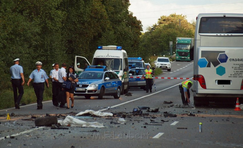 Schwerer VU Koeln Immendorf Kerkraderstr P091.JPG